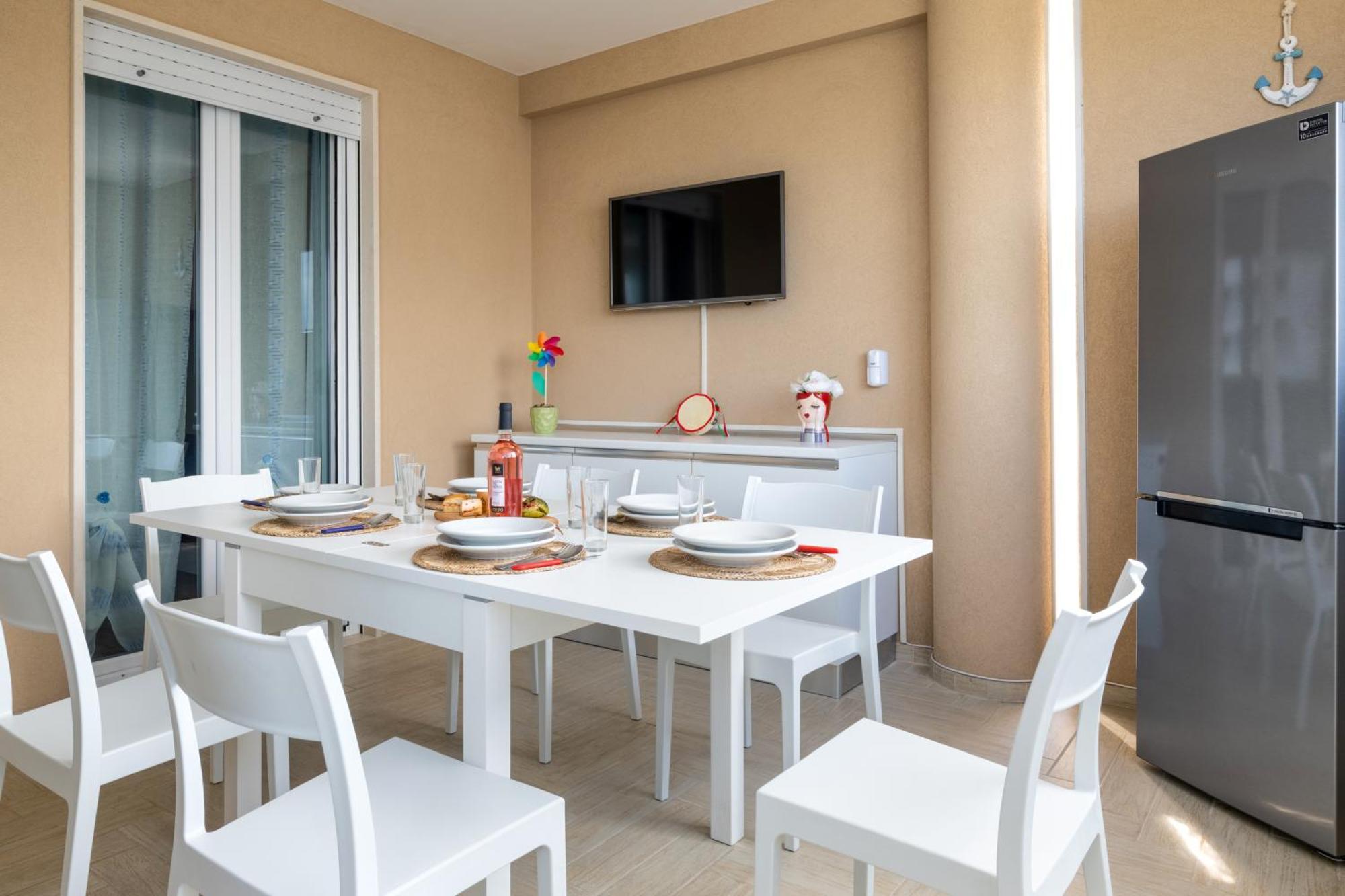 Monopoli Favolosa - Spacious 100Mq Apt. W/ Parking Εξωτερικό φωτογραφία